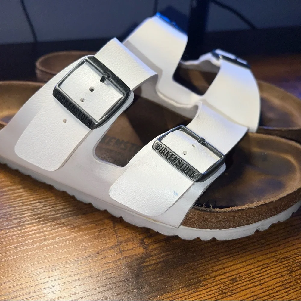 Birkenstock White Two Strap Sandals Size 39 made in Germany women’s size 8 - Picture 2 of 12